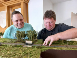 Rollprobe am Modulübergang mit einem (zu) leichten Güterwagen